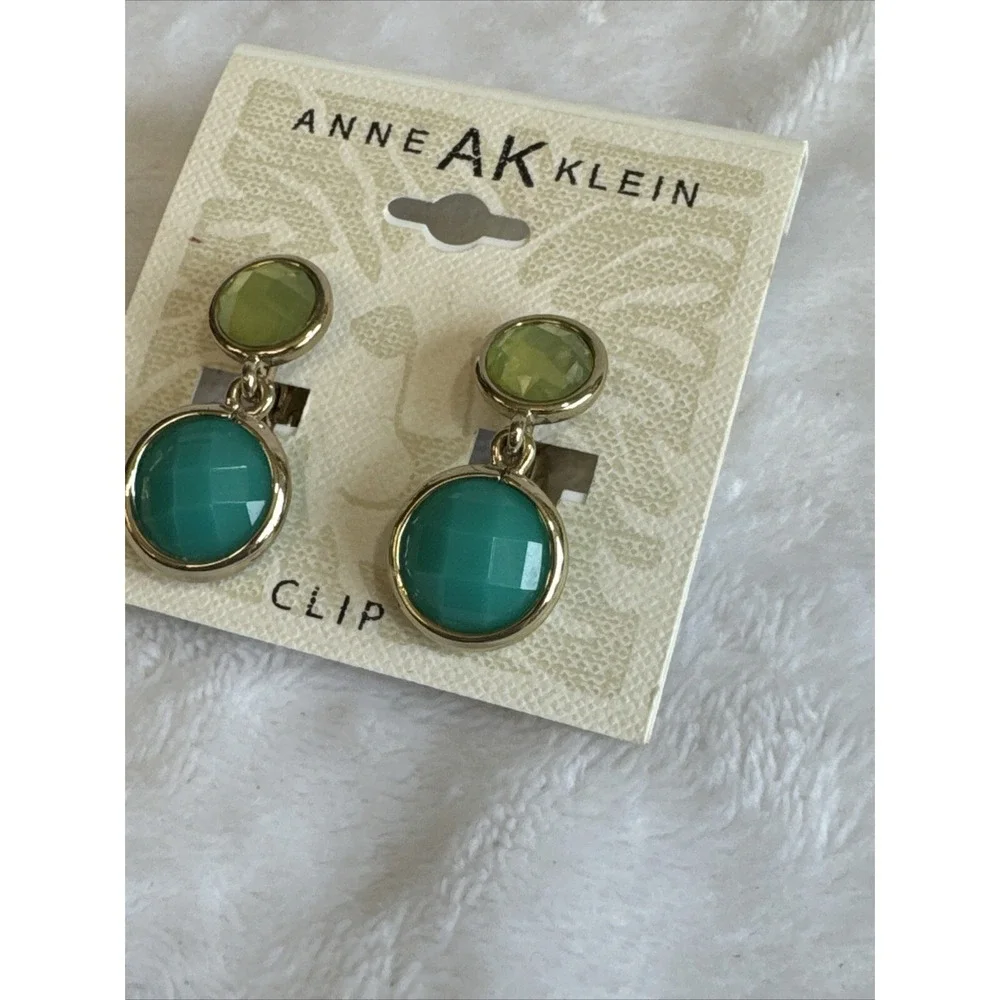 Anne Klein add pop